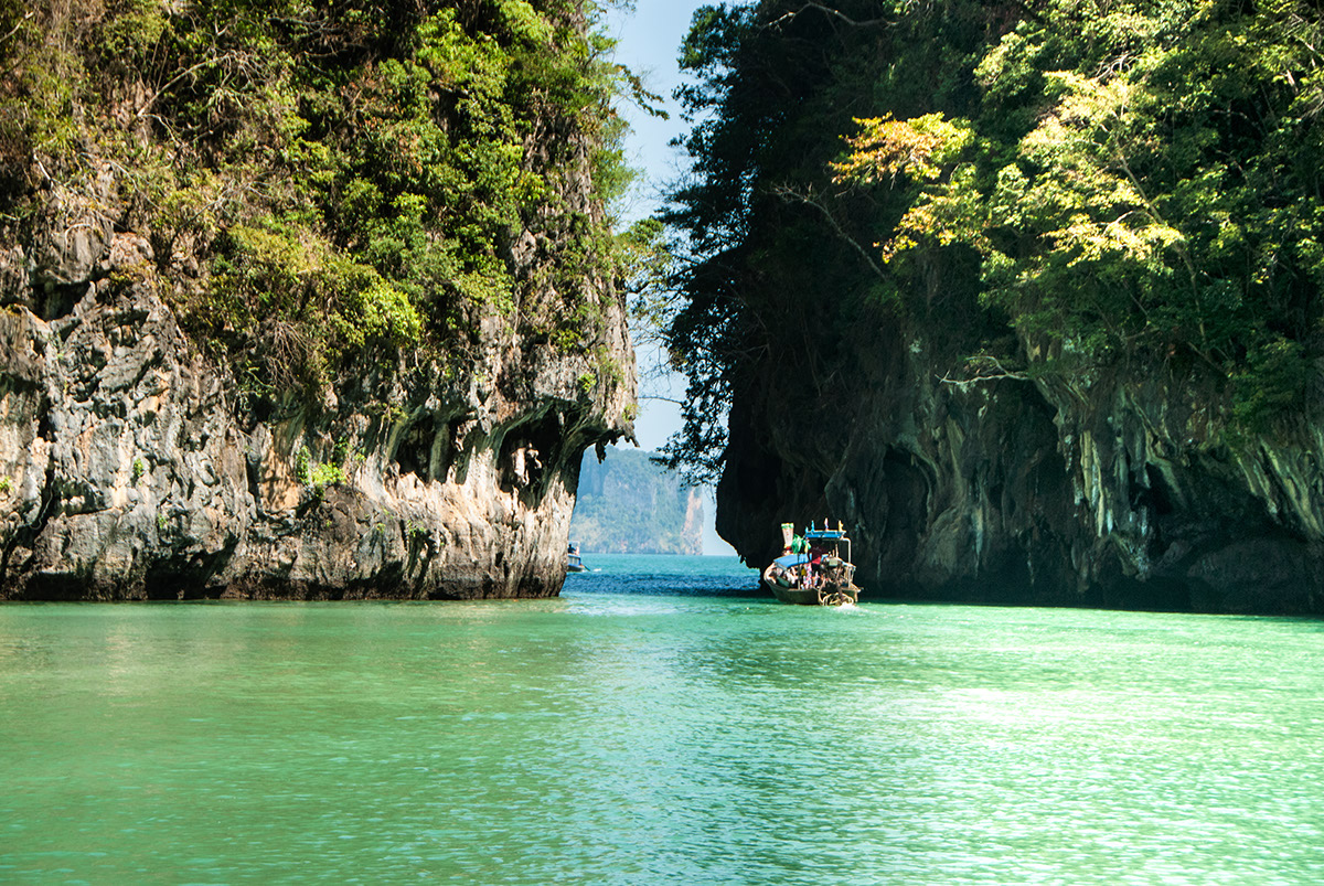 Hong Islands lagoon visited during Krabi Halal Tours